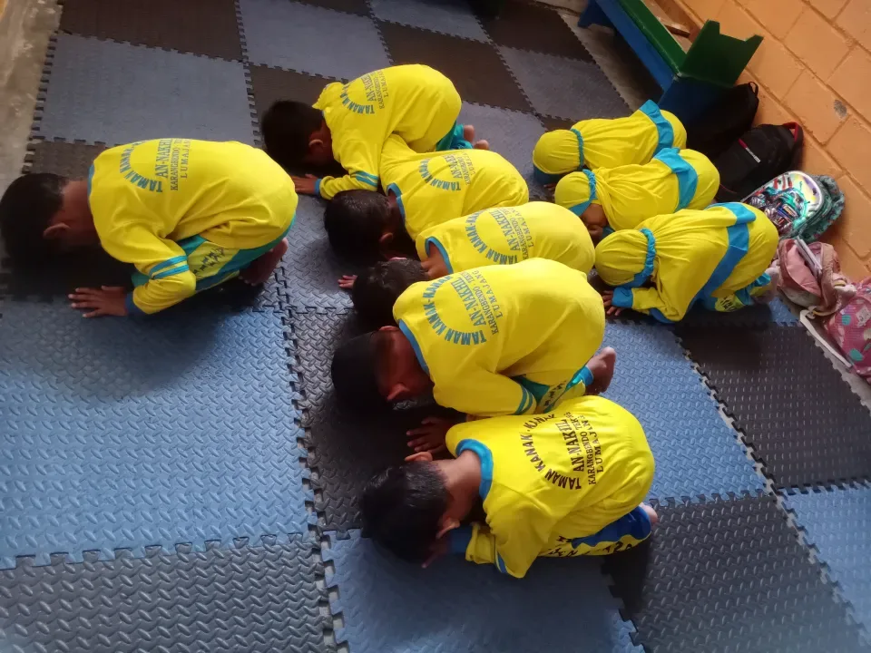 Pembiasaan Adab dan Ibadah Anak Usia Dini di TA An-Nakhil